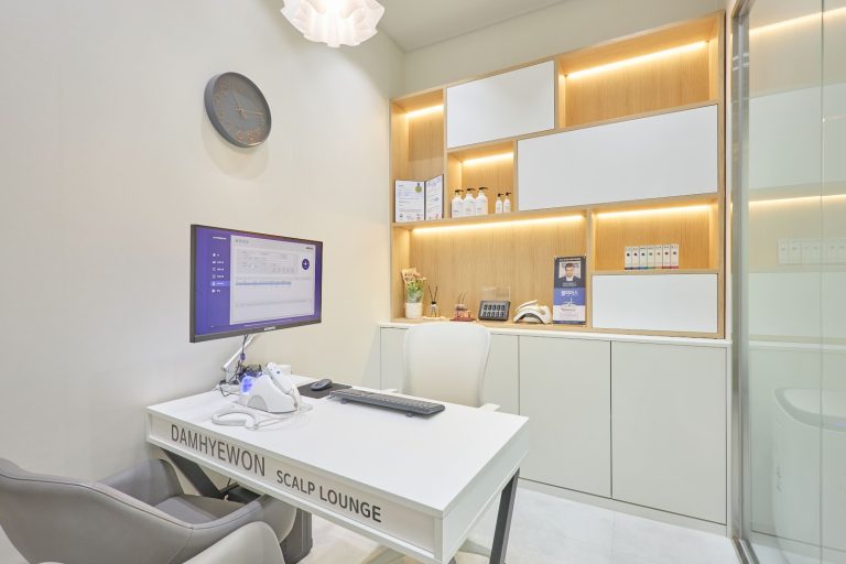 Damhyewon Head Spa (Hapjeong)