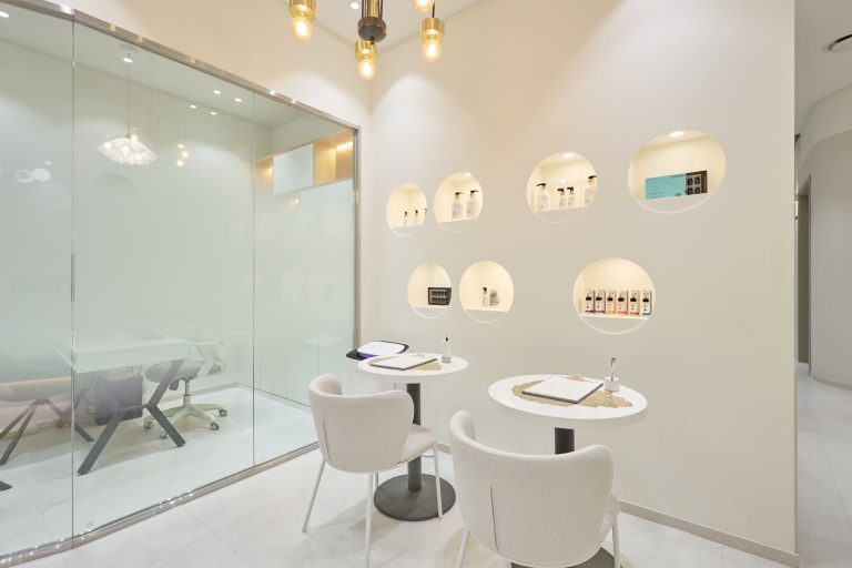 Damhyewon Head Spa (Hapjeong)